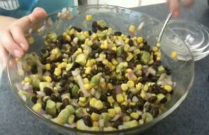 Read more about the article Black Bean Dip