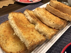 Read more about the article Garlic Toast