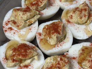 Read more about the article Hot Honey Curry Deviled Eggs